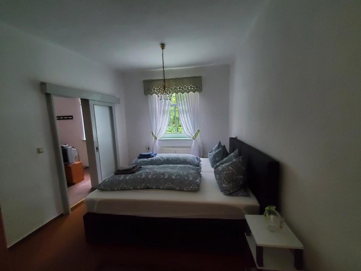 Ferienwohnung Am Rosengarten Лебау Екстер'єр фото